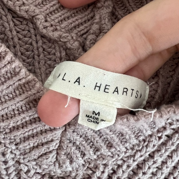 Pacsun LA Hearts V-Neck Knit Sweater, Size M, Dusty Rose Color - Picture 4 of 7